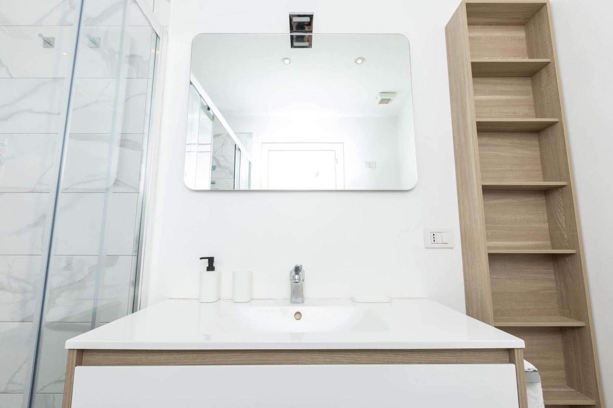 Fontana Di Trevi Modern Appartement *
